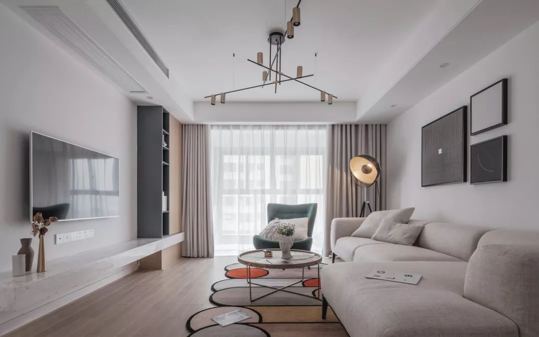 1561276608440731.jpg 如何辨別家用中央空調(diào)安裝工藝的好壞.jpg